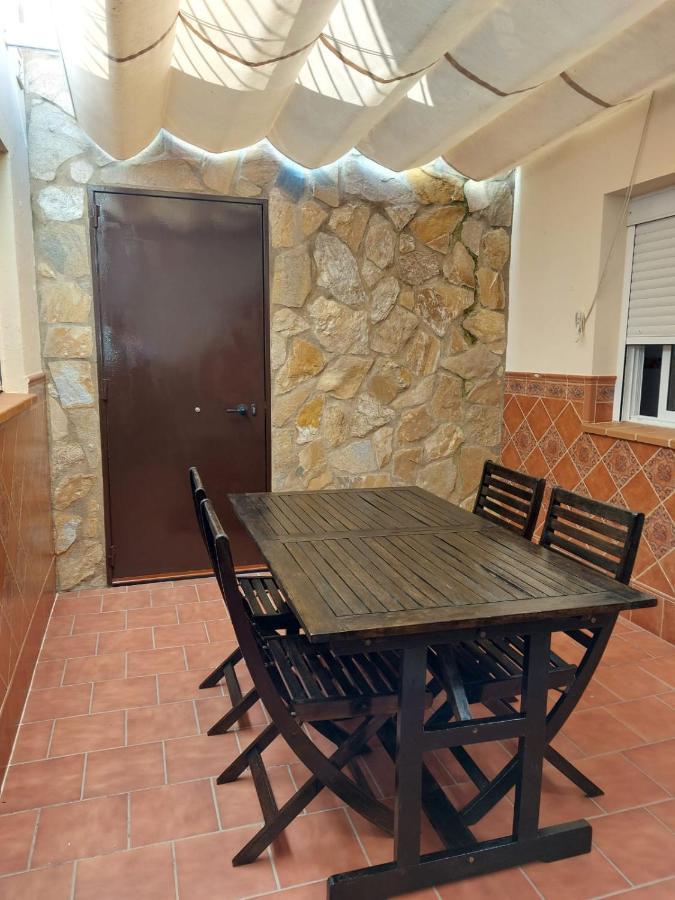 Duplex En San Bartolome De La Torre Villa Bagian luar foto